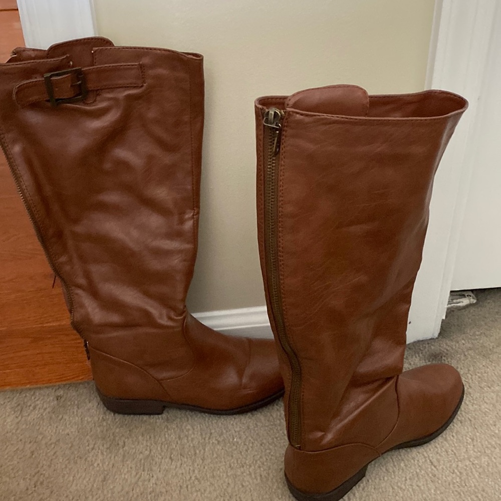 Brown boots